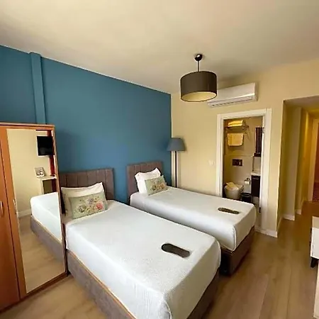 Elite Marmara Express Hotel 5*